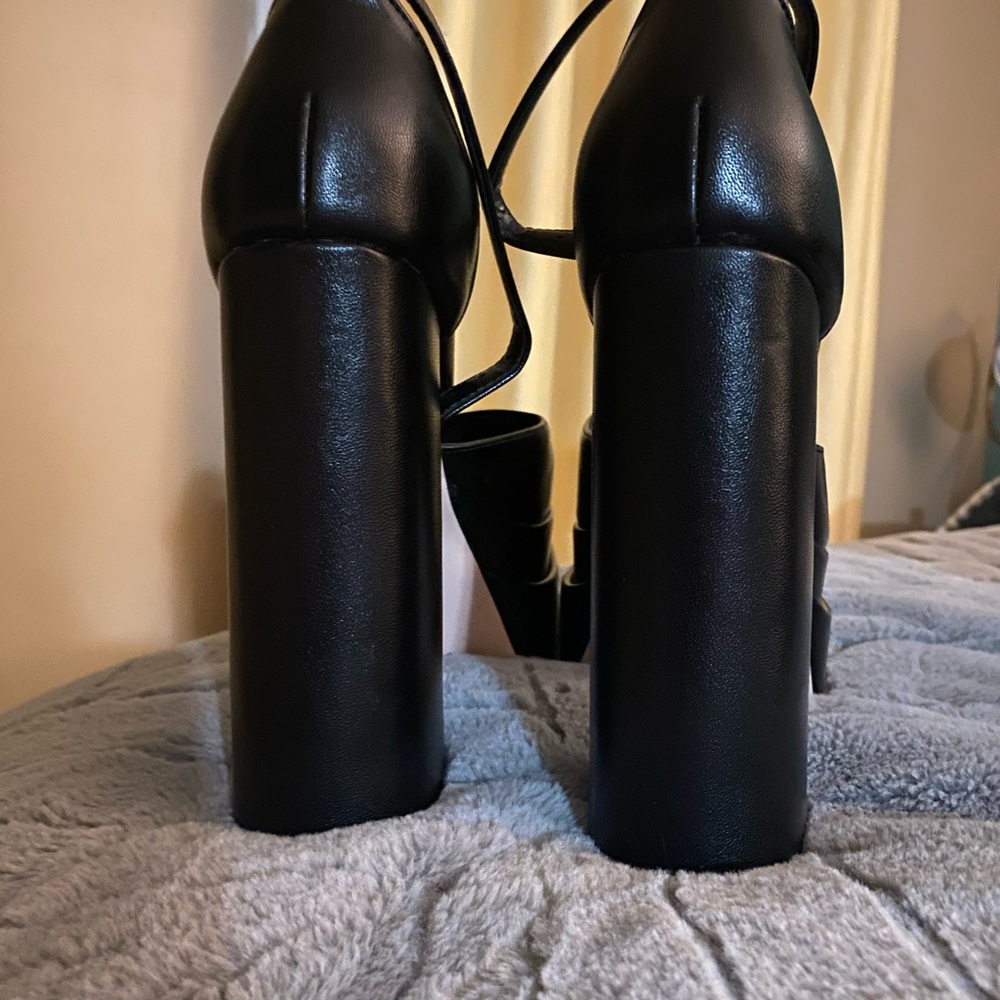 Platform High Heels - Picture 5 of 5